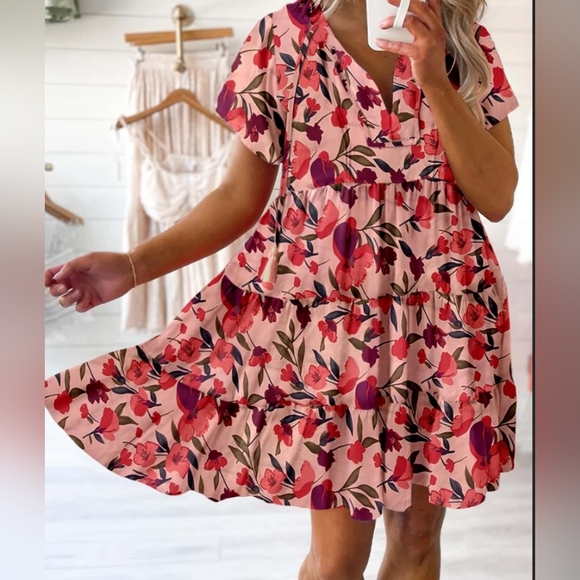 Dokotoo Dresses & Skirts - Dokotoo Tropical Floral Pink Mini Dress